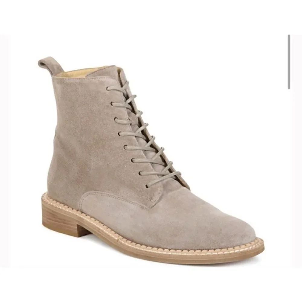 VINCE Cabria Leather Lace Up Boot in Taupe NWOB Size 5 1/2